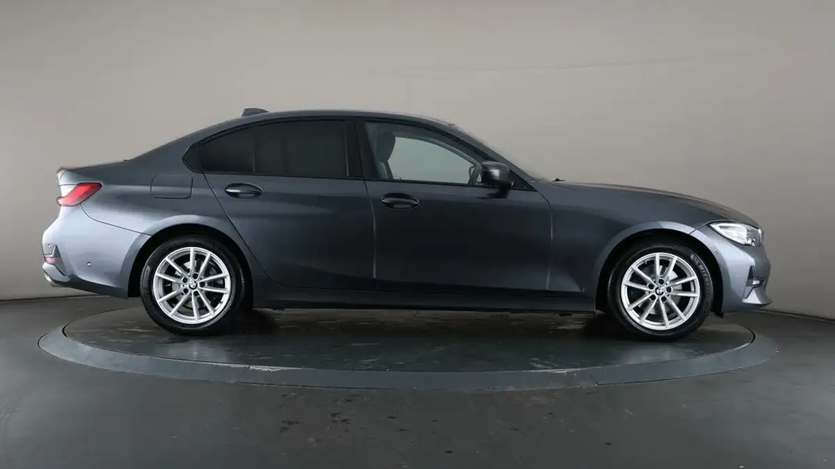 2019-bmw-3-series-20td-320d-se-190bhp-saloon-4d-sport-auto-big-54