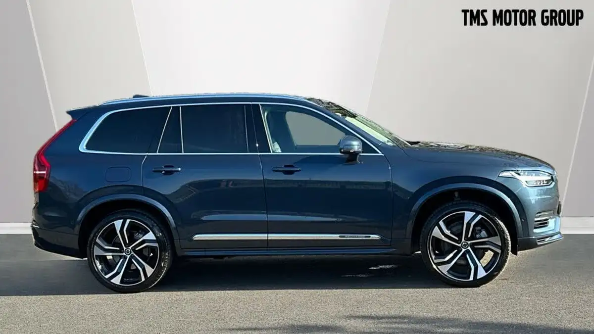 2024-volvo-xc90-20-t8-ultimate-dark-big-2