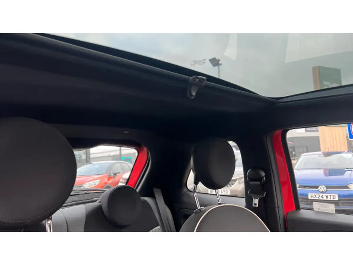 2020-fiat-500-10-lounge-big-39