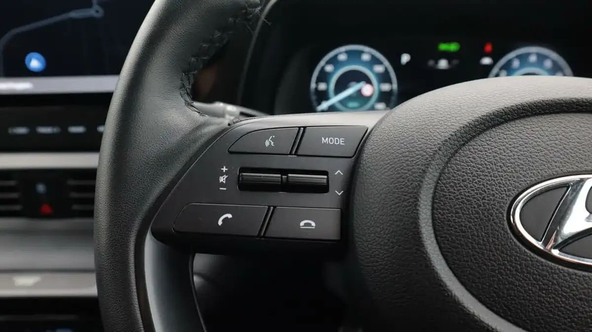 2022-hyundai-bayon-10-t-gdi-premium-100ps-dct-big-24
