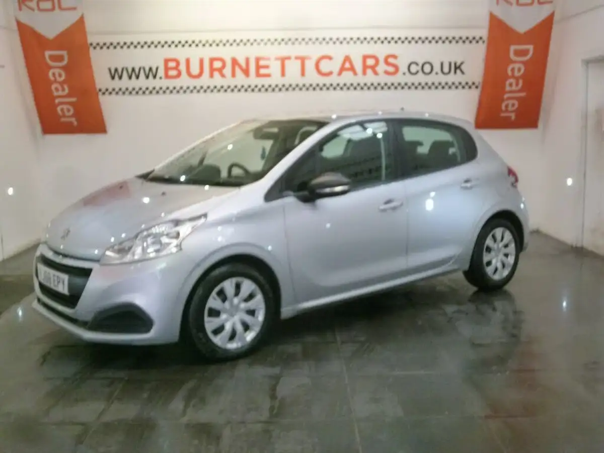 2017-peugeot-208-16bluehdi-access-ac-5d-big-1