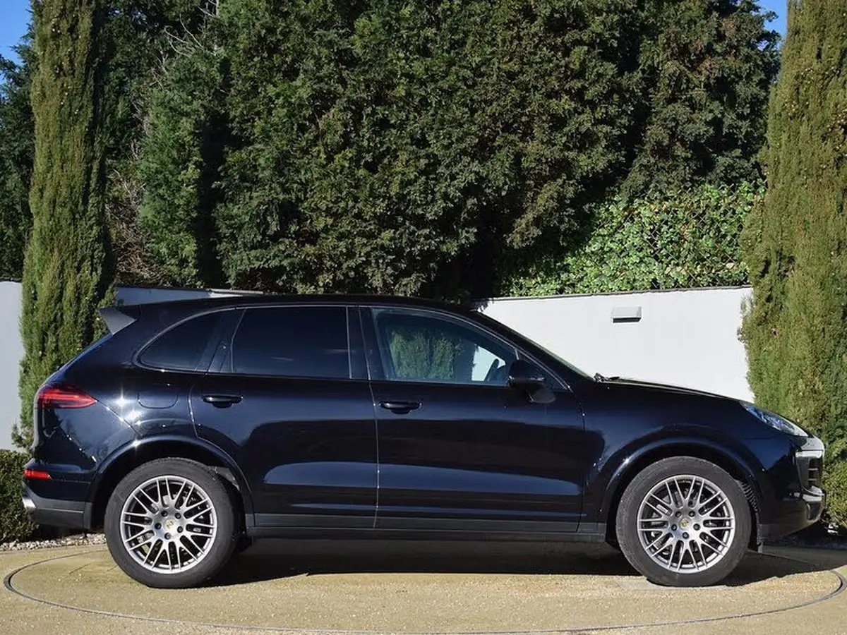 2018-porsche-cayenne-30td-diesel-platinum-edition-big-3