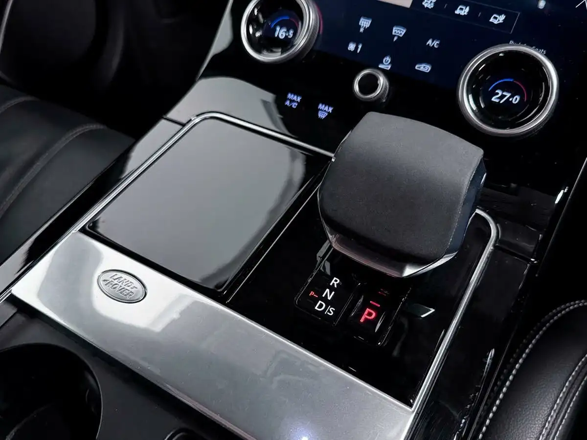 2021-land-rover-range-rover-velar-20-d200-velar-edition-big-28