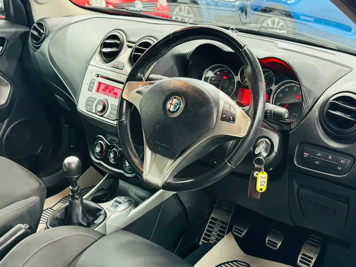 2011-alfa-romeo-mito-14-veloce-tb-multiair-105bhp-big-10