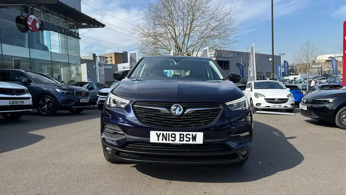 2019-vauxhall-grandland-x-12-se-ss-big-7