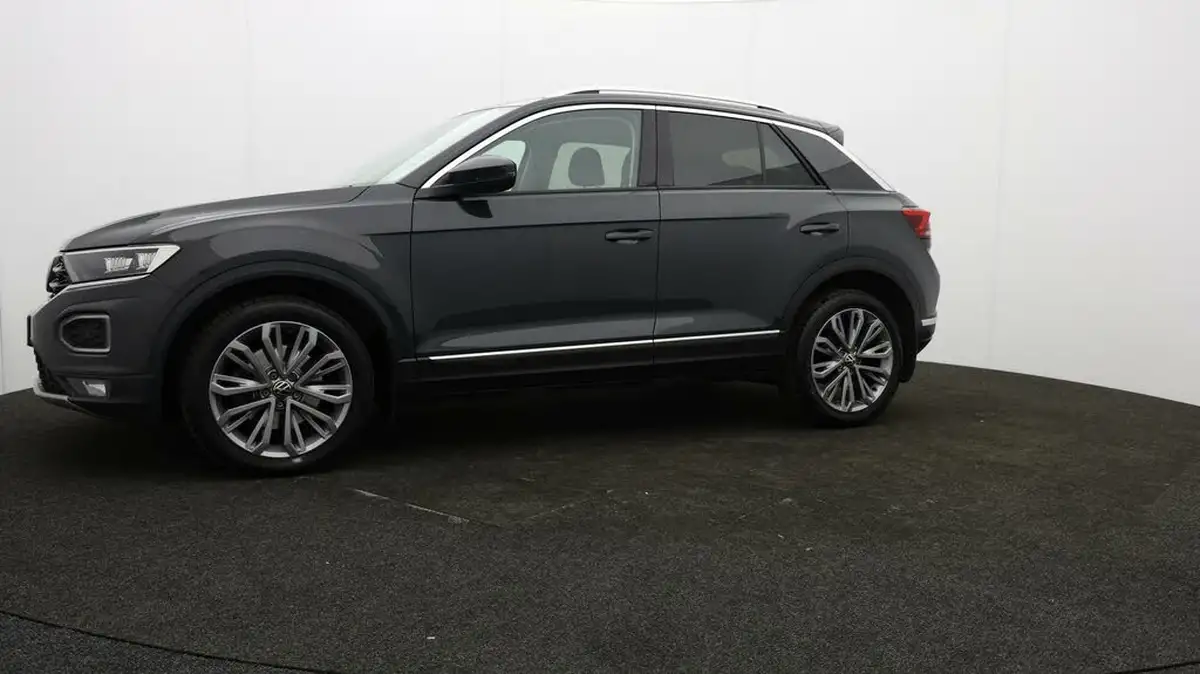 2021-volkswagen-t-roc-20-tsi-sel-big-56