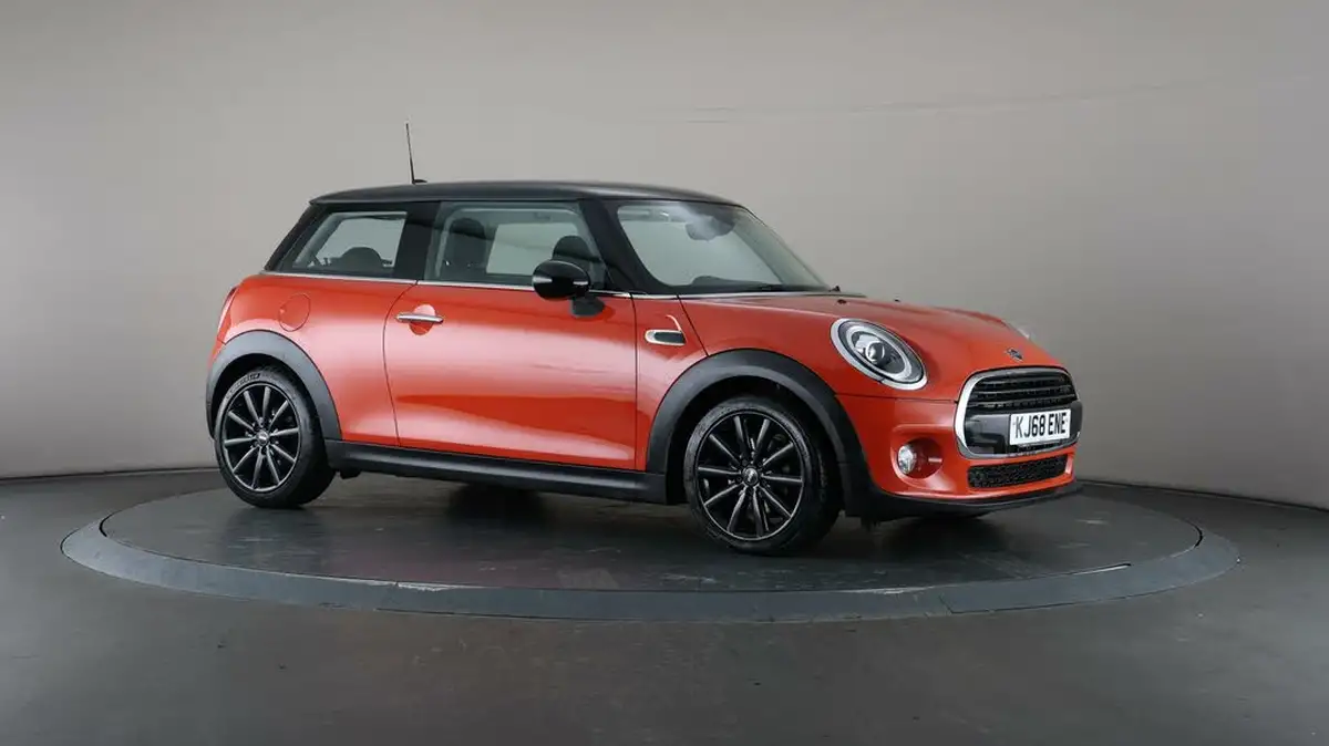 2019-mini-cooper-15-cooper-classic-ss-hatchback-3d-auto-big-52