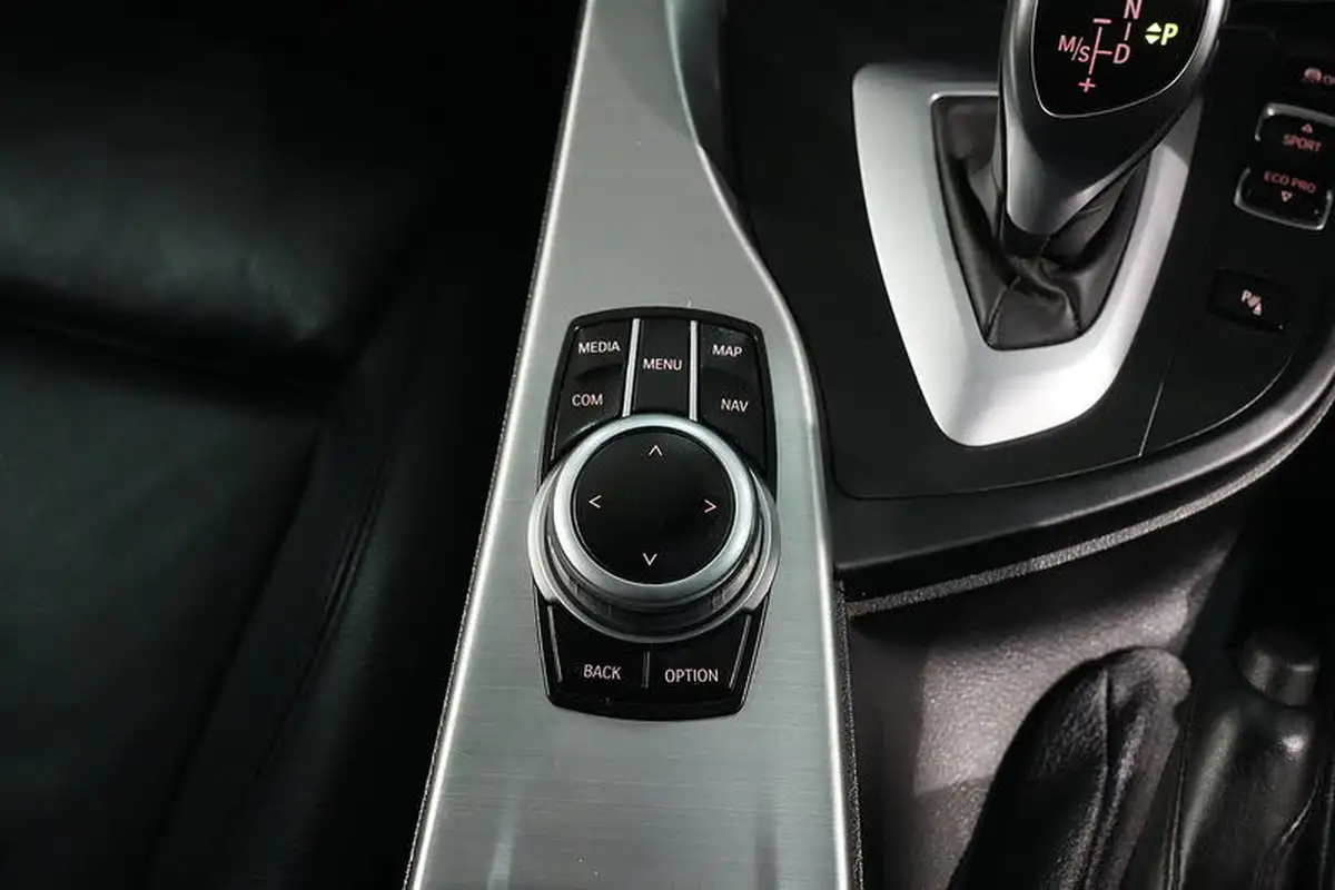 2018-bmw-3-series-20-320i-m-sport-touring-5d-auto-big-49