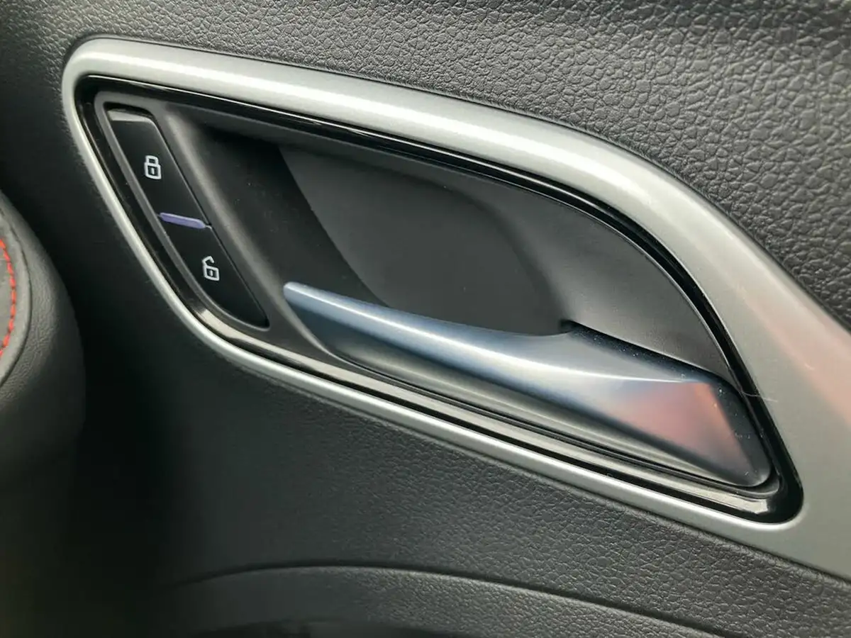 2024-mg-zs-suv-15-vti-tech-exclusive-big-29