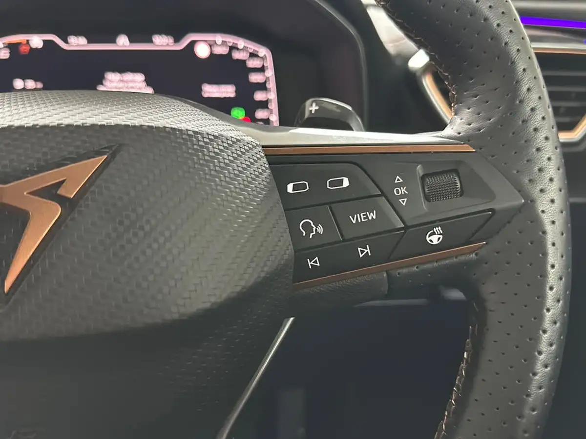 2024-cupra-formentor-14-e-hybrid-v2-big-30