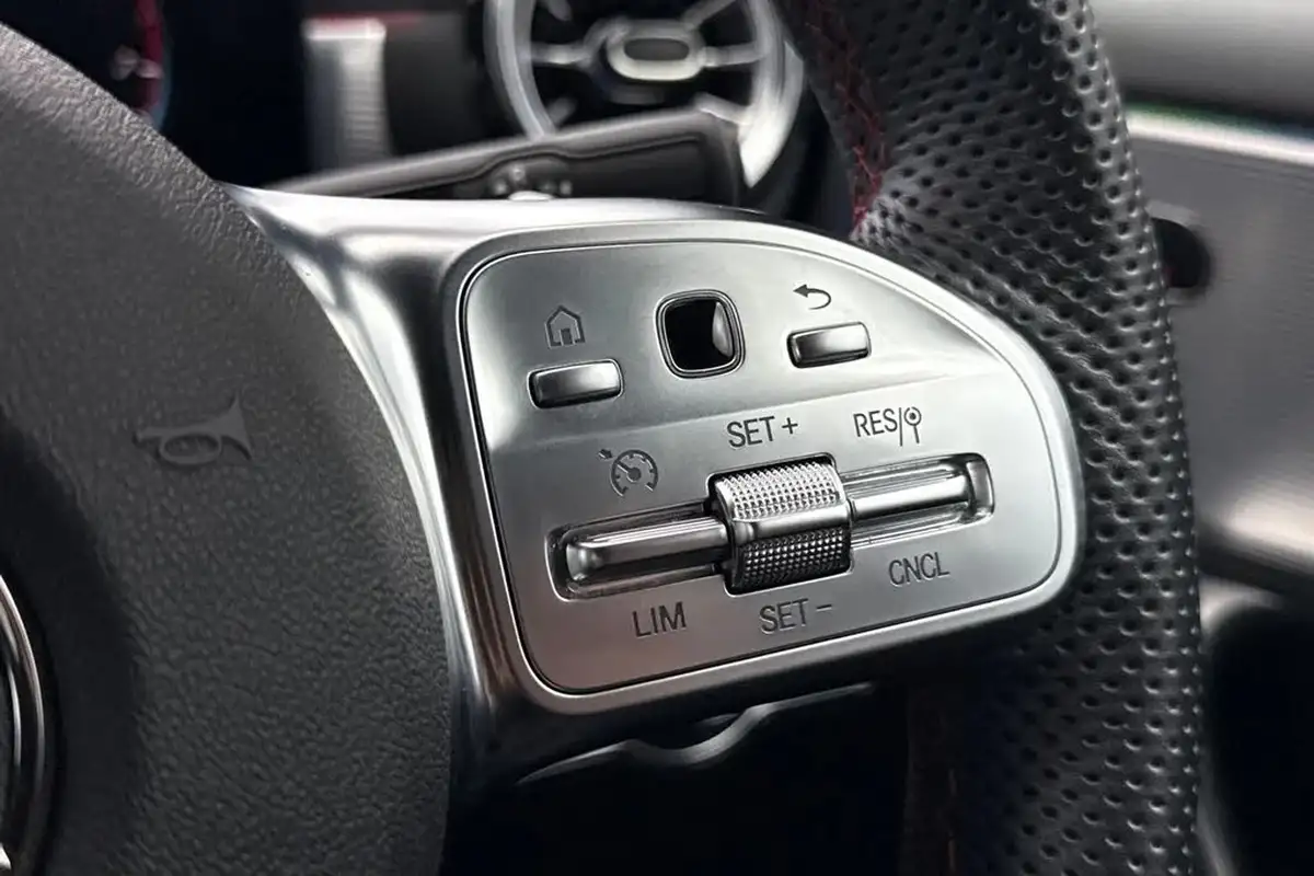 2023-mercedes-benz-a-class-13-a180-amg-line-executive-hatchback-5d-7g-dct-big-28