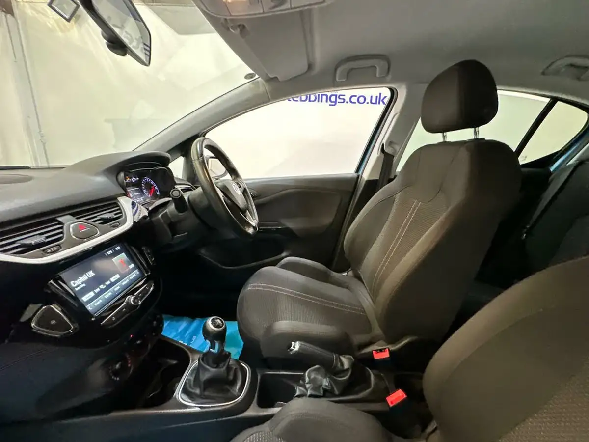 2019-vauxhall-corsa-14i-sri-vx-line-nav-black-90ps-5d-big-26