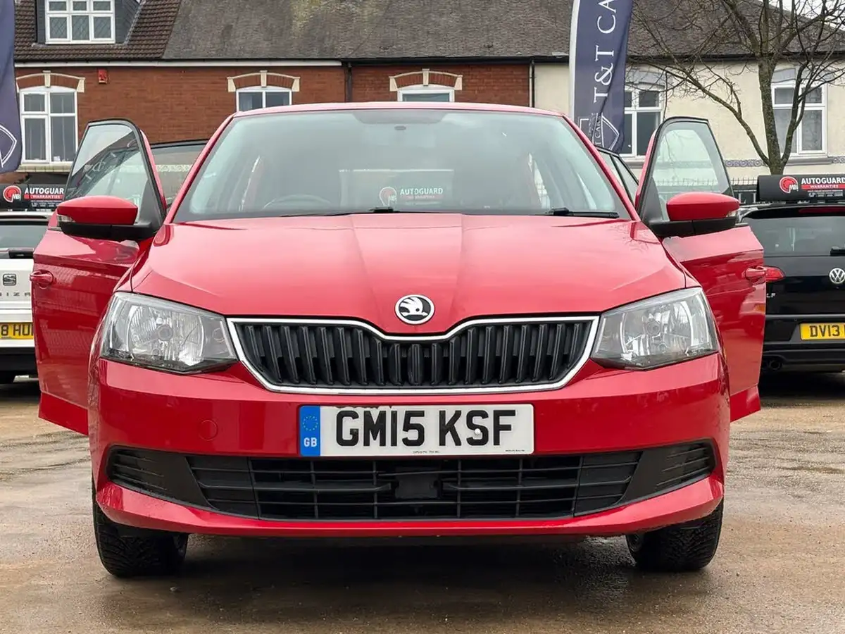 2015-skoda-fabia-12-tsi-se-90ps-hatchback-big-15