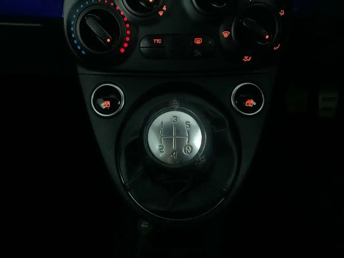 2018-abarth-595-14-tjet-big-20