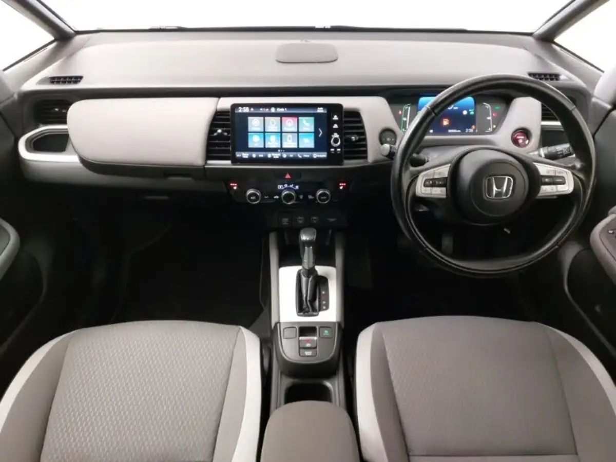 2022-honda-jazz-15-i-mmd-ex-109ps-big-2