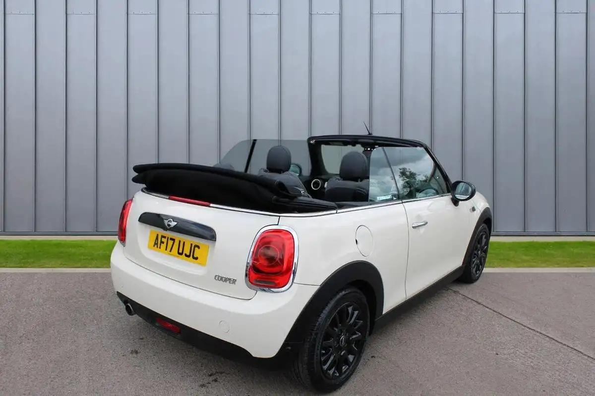 2017-mini-cooper-15-cooper-ss-convertible-2d-big-12