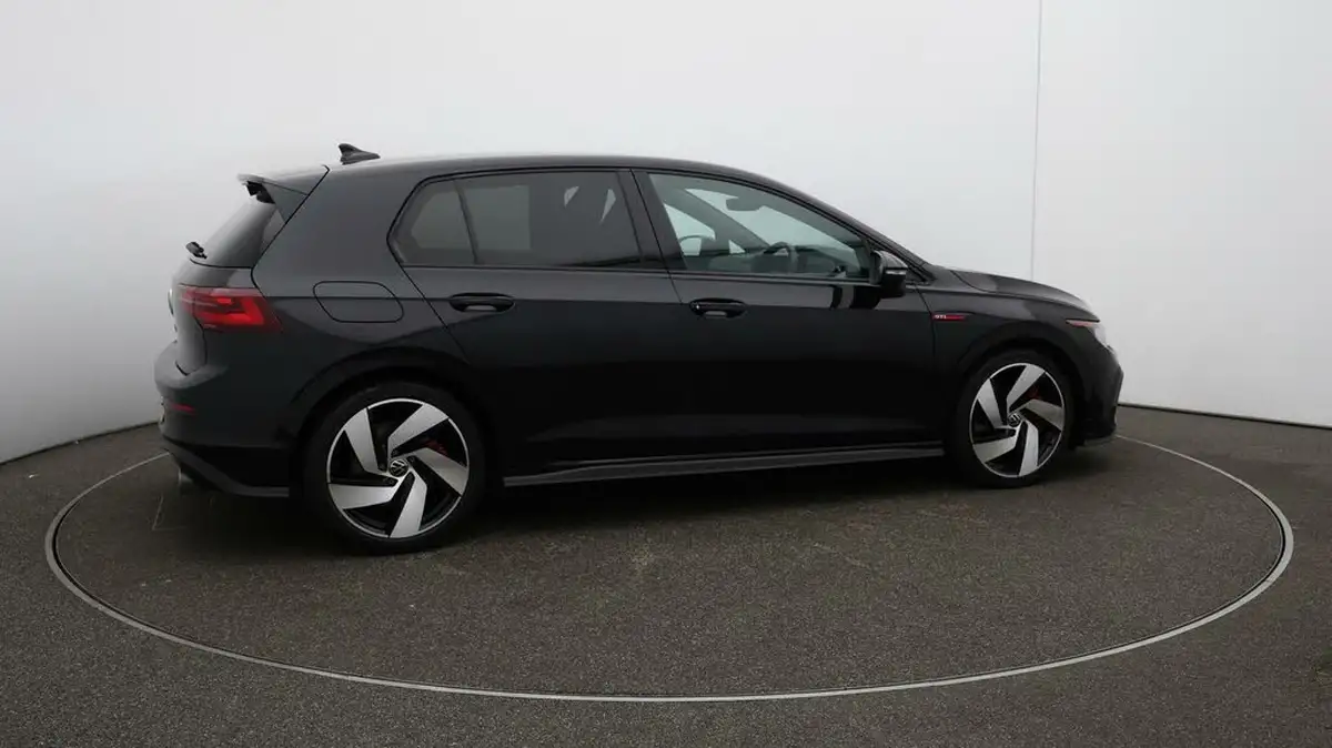 2022-volkswagen-golf-20-tsi-gti-dsg-big-43
