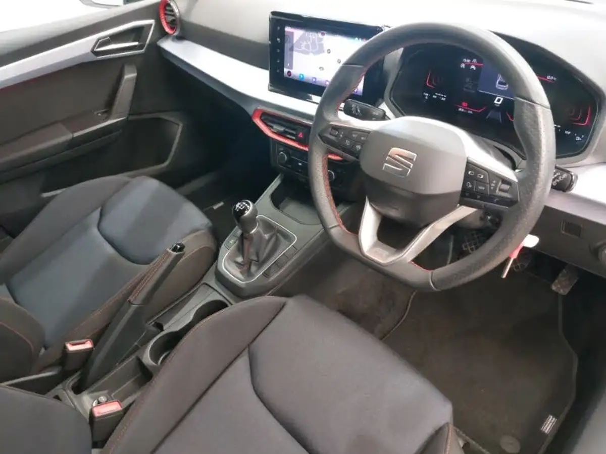 2024-seat-ibiza-10-tsi-fr-95ps-big-17