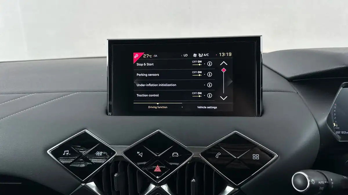 2022-ds-ds-3-crossback-12-puretech-bastille-101ps-big-24