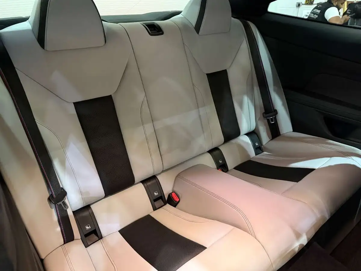 2022-bmw-4-series-30-m4-competition-xdrive-coupe-big-48