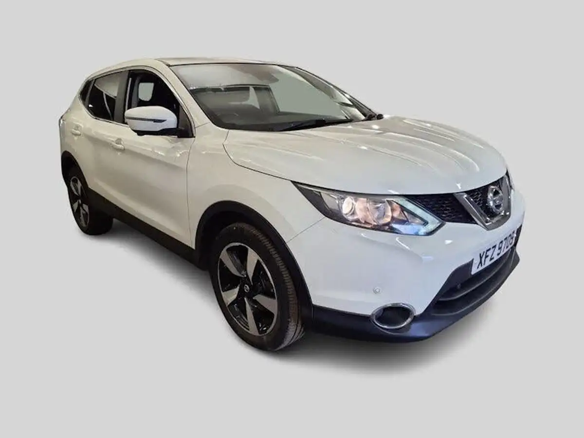 2015-nissan-qashqai-12-n-tec-xtronic-cvt-big-0