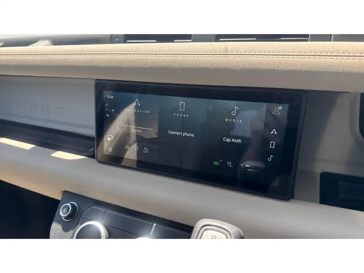 2021-land-rover-110-defender-30-d250-first-edition-big-52