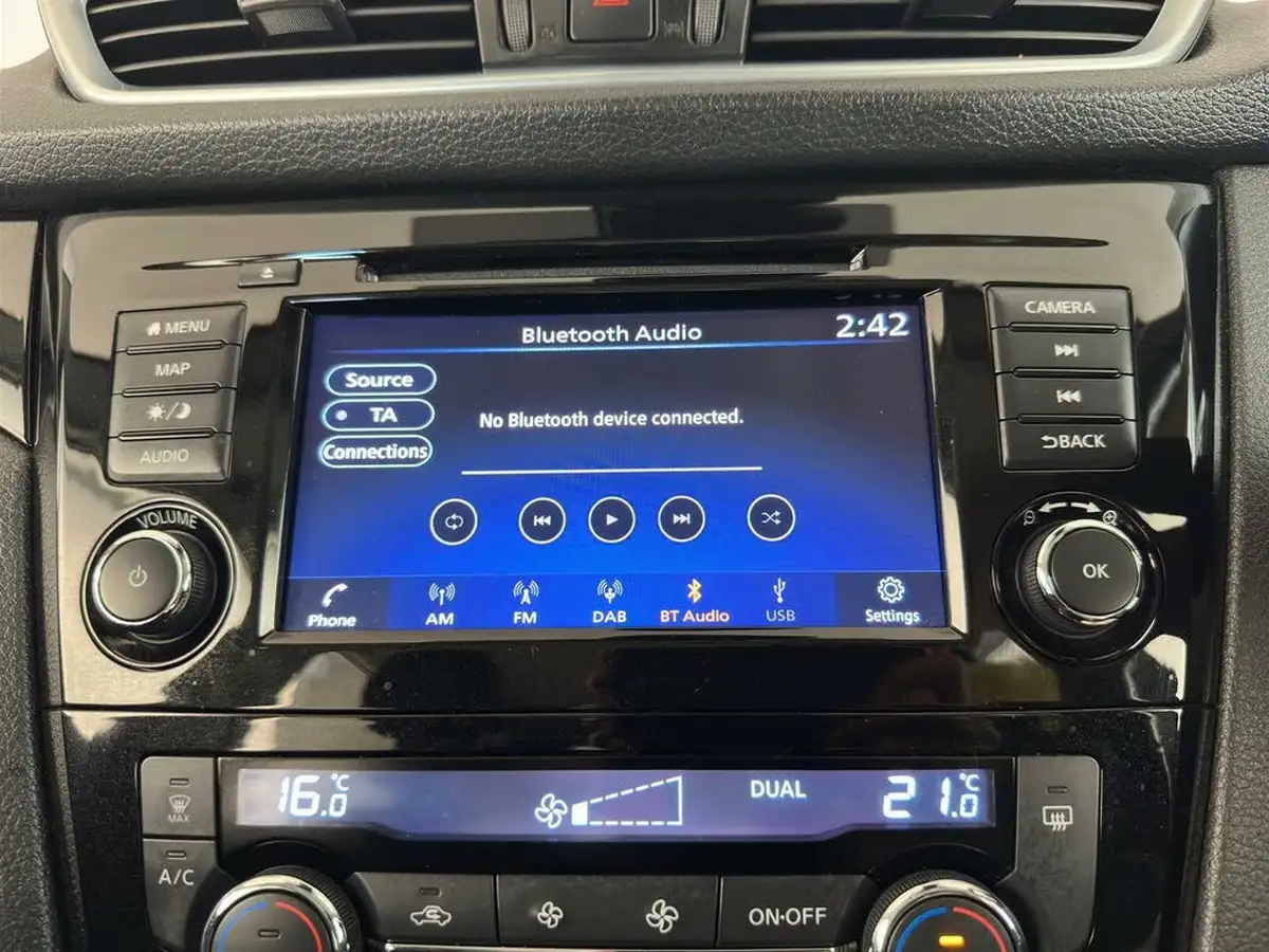 2021-nissan-qashqai-13-dig-t-acenta-premium-140ps-big-47