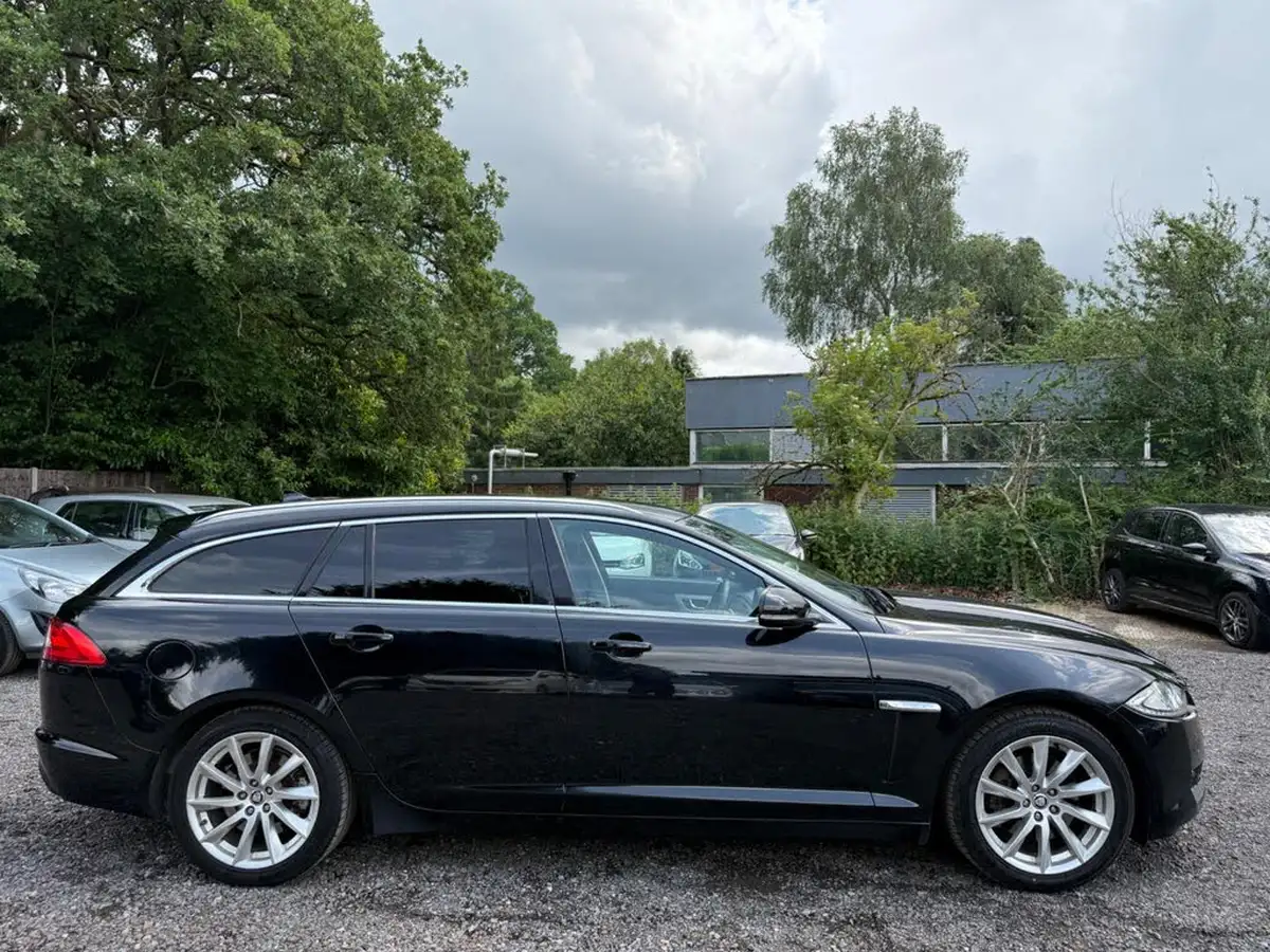 2013-jaguar-xf-22td-premium-luxury-200ps-ss-sportbrake-5d-auto-big-8