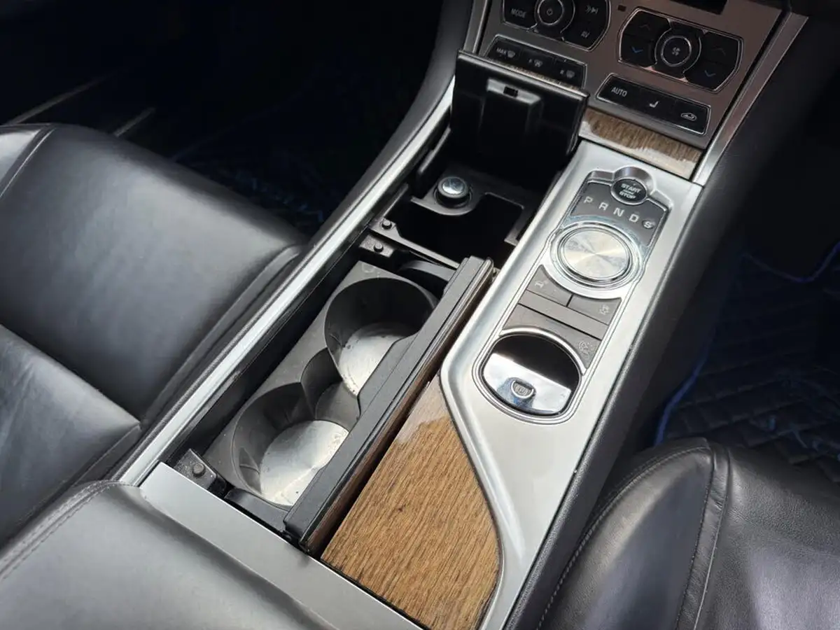 2013-jaguar-xf-22td-premium-luxury-200ps-ss-sportbrake-5d-auto-big-32