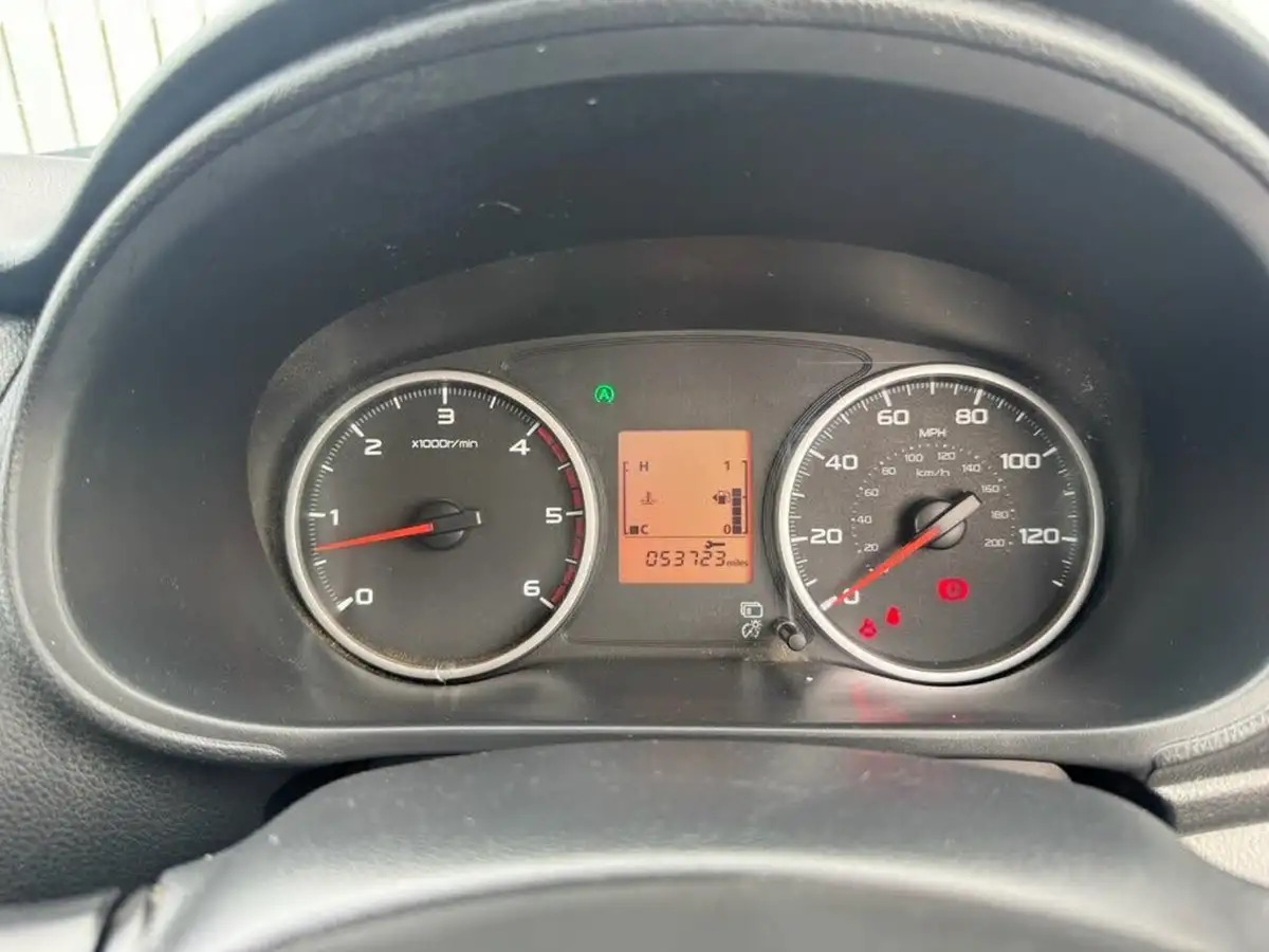 2018-mitsubishi-l200-24di-d-4life-eu6-double-pickup-big-31