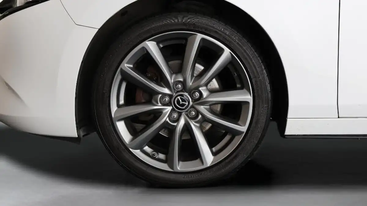 2021-mazda-mazda3-20-gt-sport-122ps-hatchback-5d-big-18