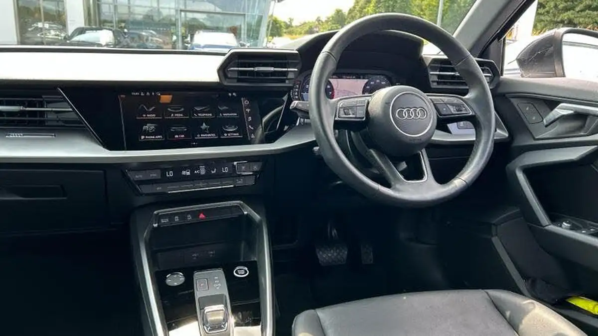 2022-audi-a3-10-30-tfsi-sportback-5d-s-tronic-big-16