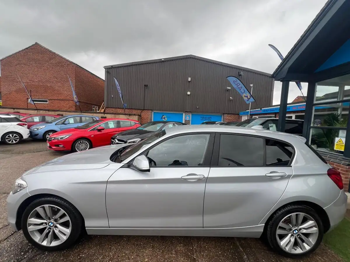 2016-bmw-1-series-15-118i-sport-5d-big-8