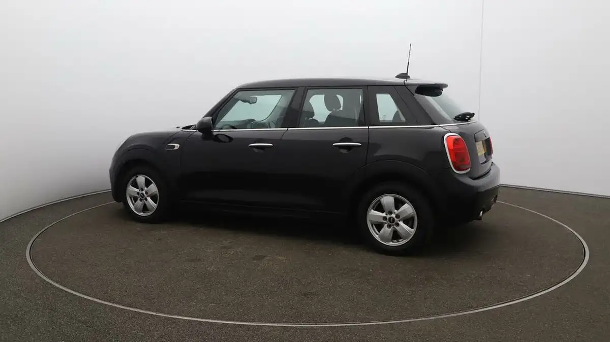 2018-mini-cooper-15-cooper-series-ii-ss-hatchback-5d-big-44