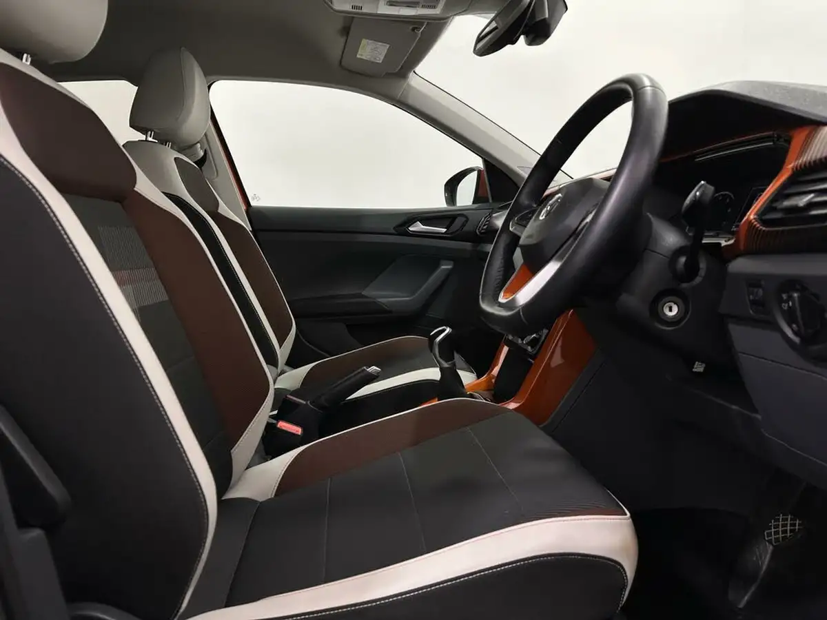 2021-volkswagen-t-cross-10-tsi-se-95ps-big-25
