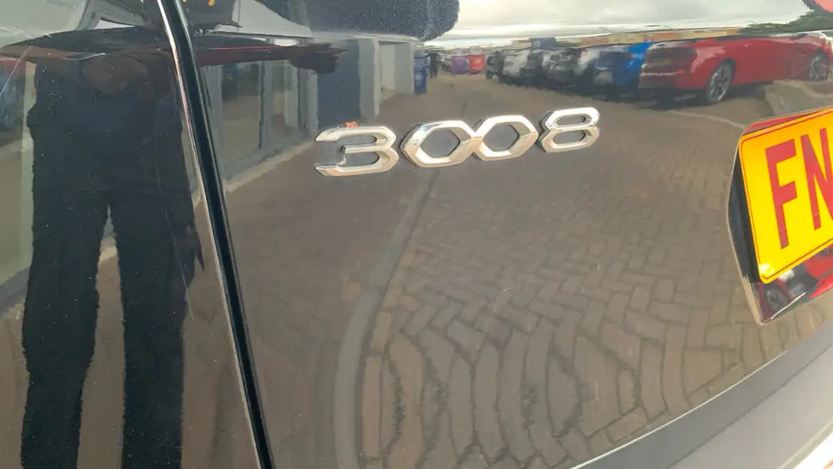2024-peugeot-3008-suv-12-allure-premium-big-43