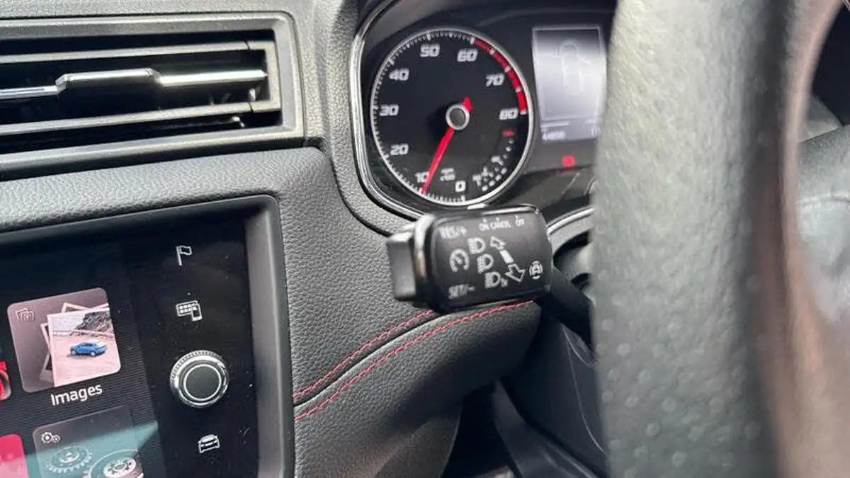 2019-seat-ibiza-10-mpi-fr-big-18