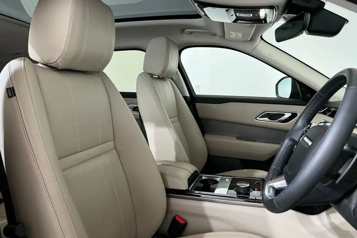 2019-land-rover-range-rover-velar-20-p250-s-big-21