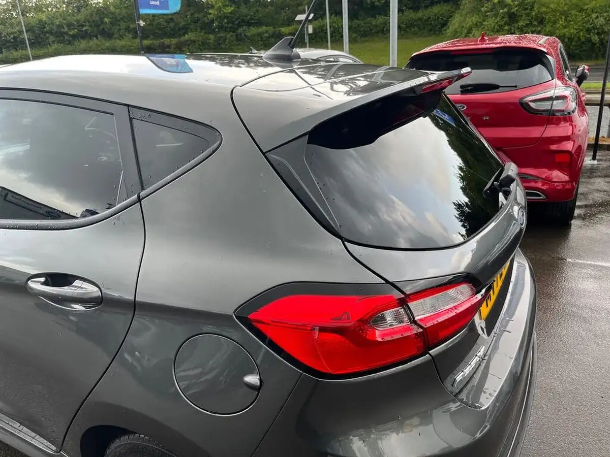 2022-ford-fiesta-10t-st-line-100ps-5d-big-25