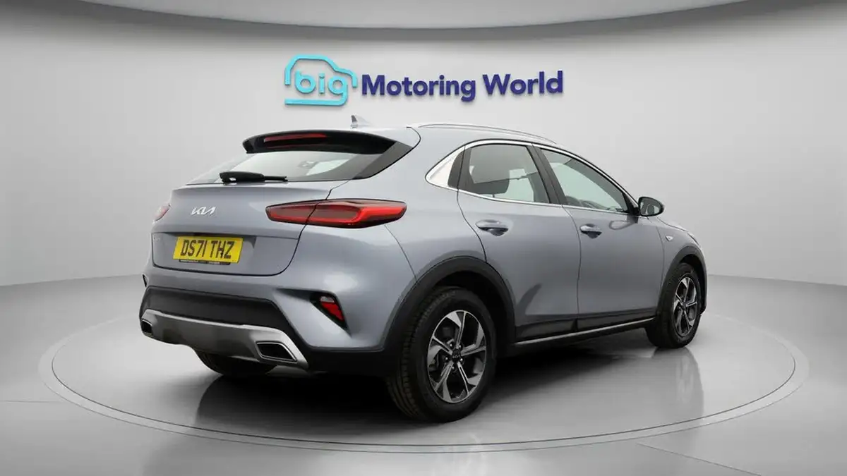 2022-kia-xceed-10-t-gdi-2-big-7
