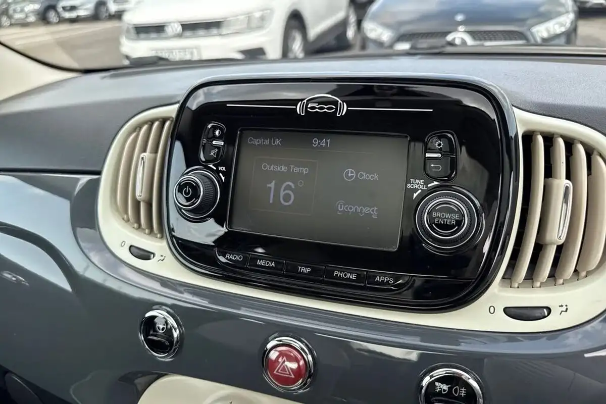 2018-fiat-500-12-lounge-big-44
