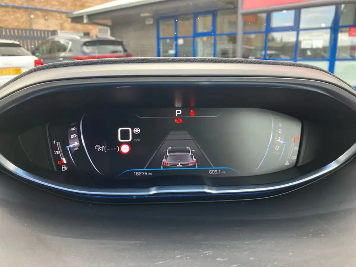 2023-peugeot-5008-suv-15-bluehdi-gt-130ps-eat8-big-48