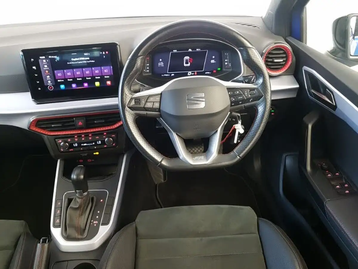 2022-seat-arona-15-tsi-fr-sport-big-6