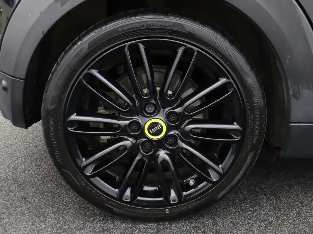 2021-mini-cooper-e-cooper-s-shadow-edition-big-6