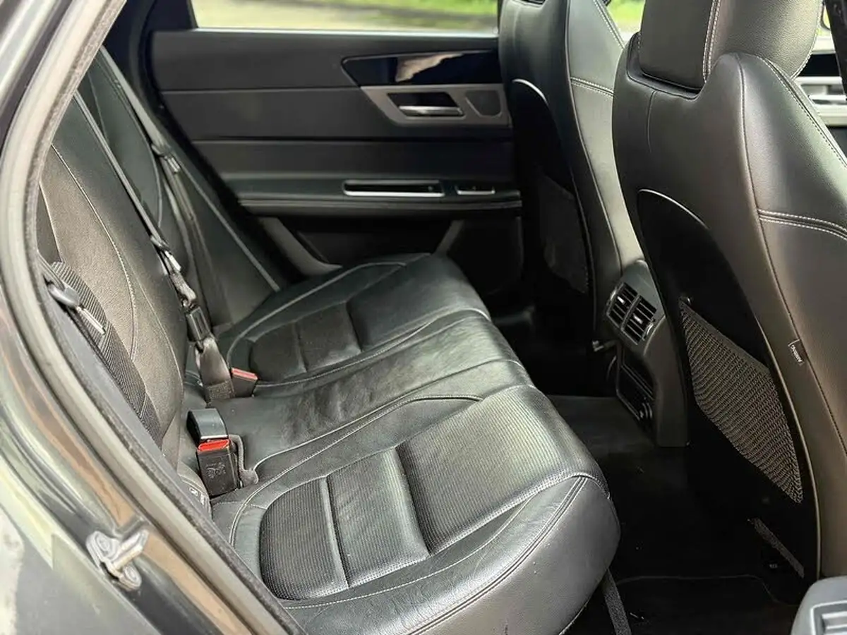 2018-jaguar-xf-20i-r-sport-249ps-sportbrake-5d-1998cc-big-33