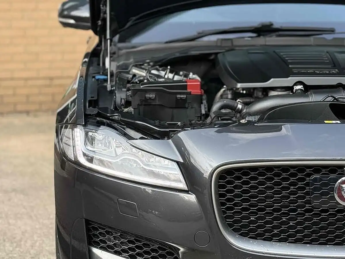 2018-jaguar-xf-20i-r-sport-249ps-sportbrake-5d-1998cc-big-9