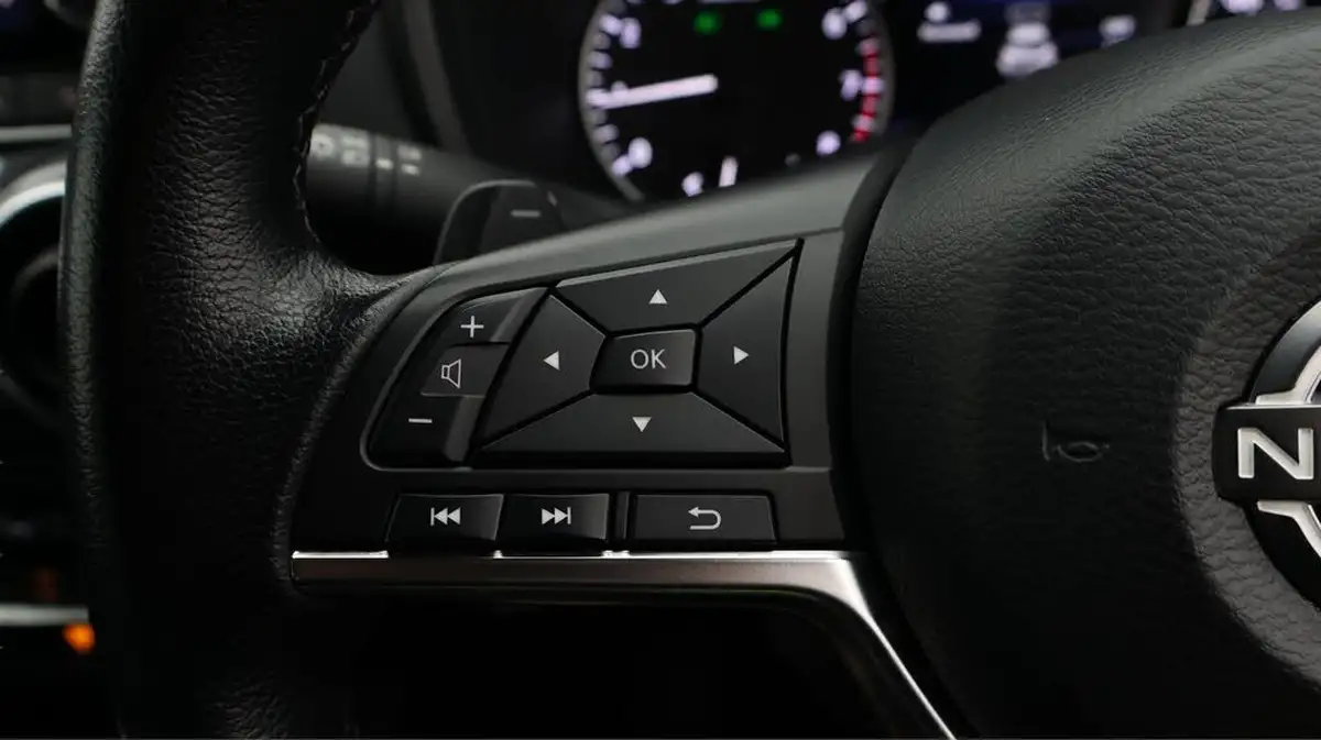2023-nissan-juke-10-dig-t-n-connecta-dct-big-24