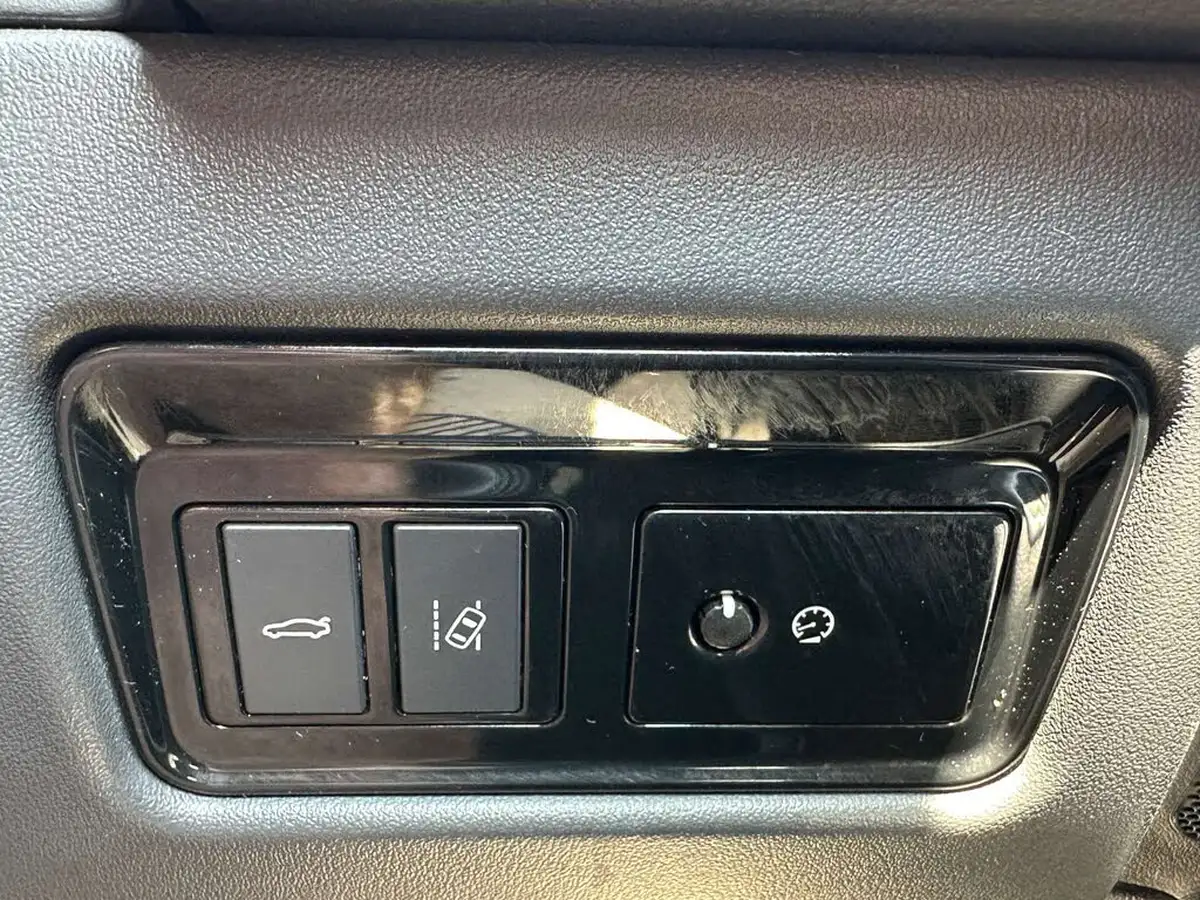 2018-jaguar-xf-20td-prestige-180ps-sportbrake-5d-1999cc-auto-big-40
