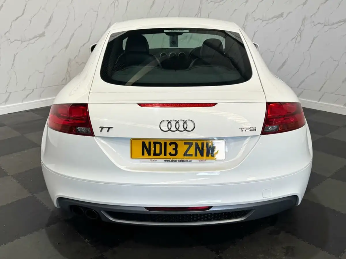 2013-audi-tt-coupe-18-tfsi-s-line-big-2