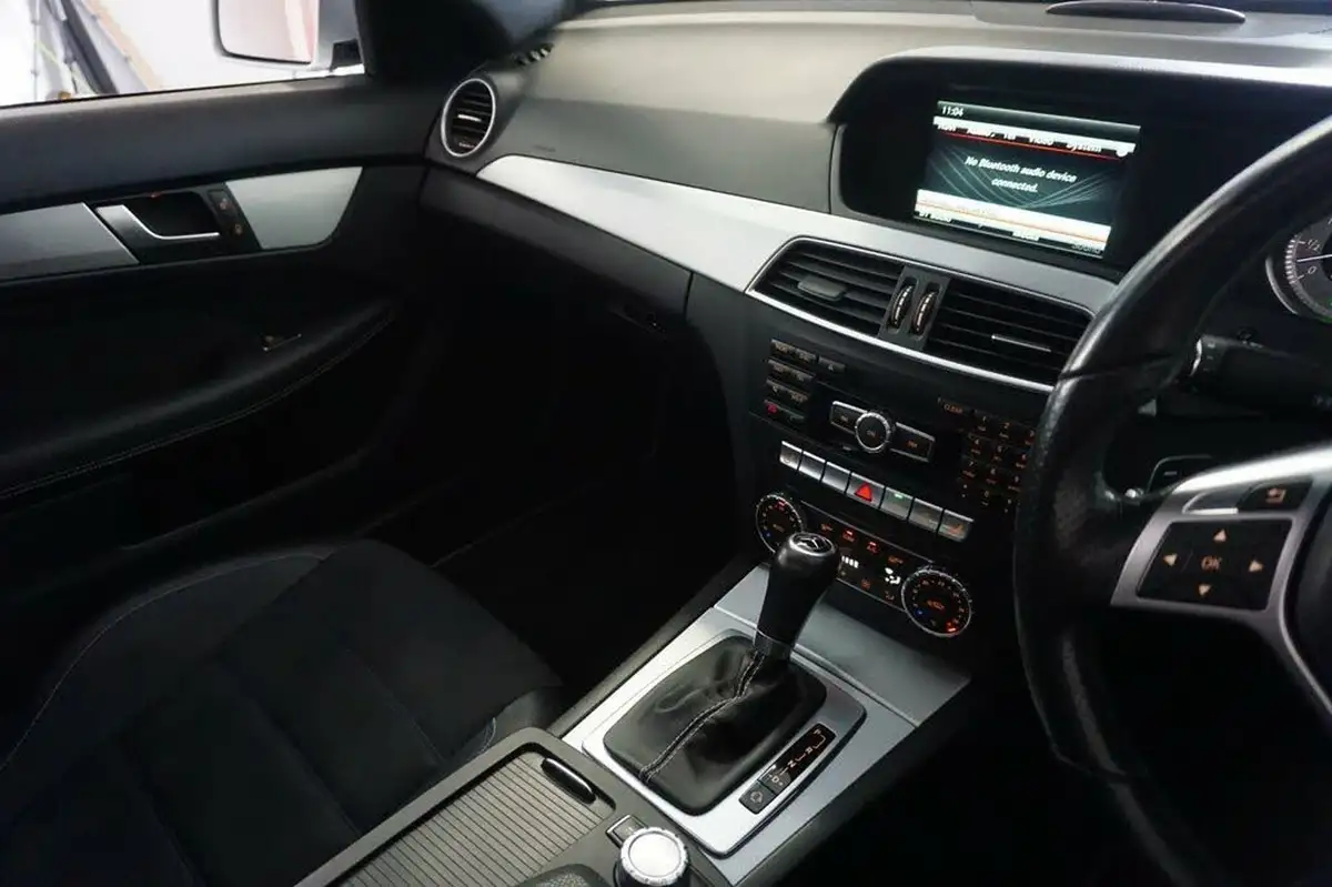 2014-mercedes-benz-c-class-21cdi-c220-cdi-amg-sport-edition-premium-plus-cdi-coupe-2d-7g-tronic-plus-big-23